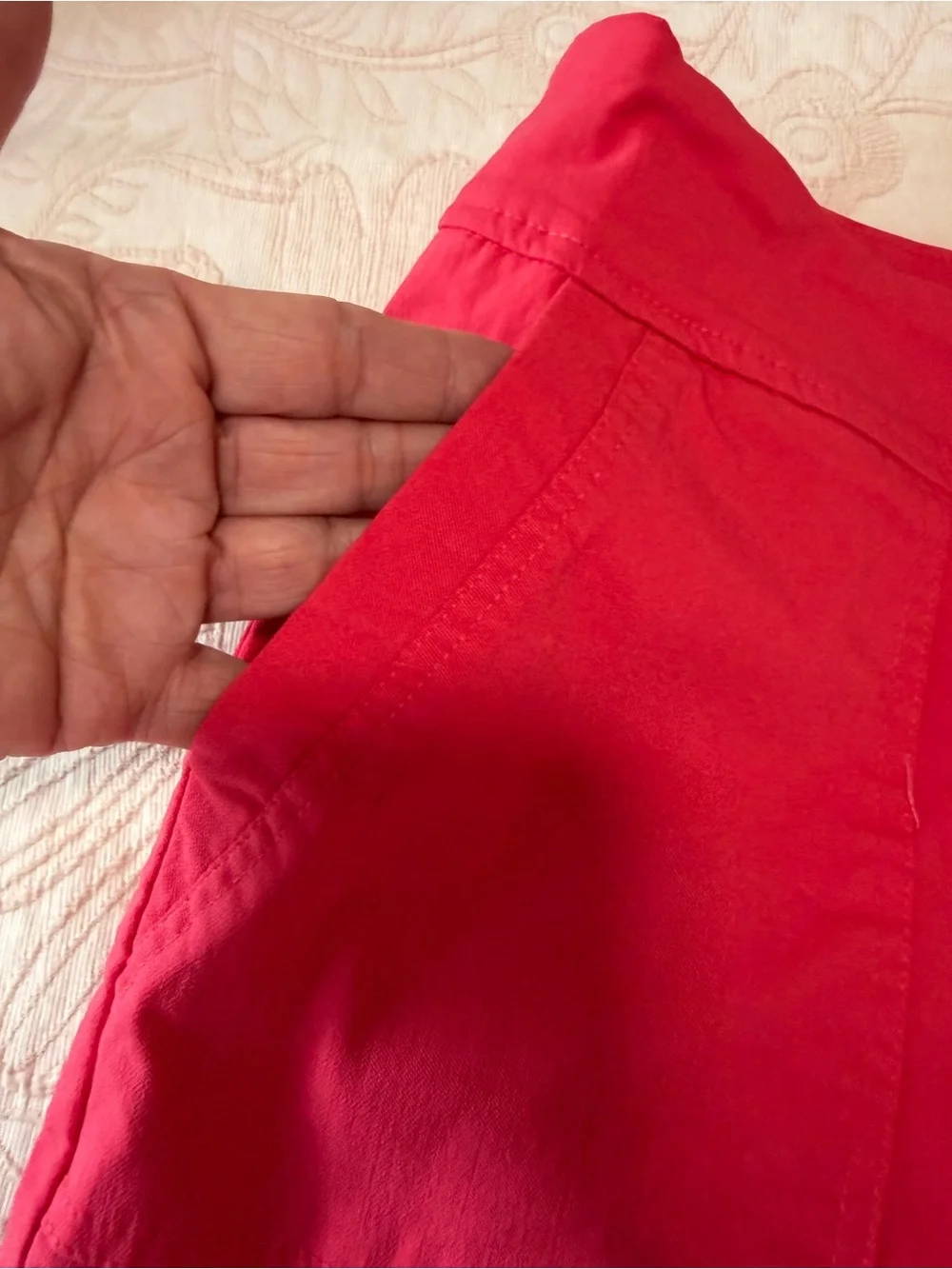 Jenna Rose Casual Women's Red Bermuda Shorts with Utility Pockets